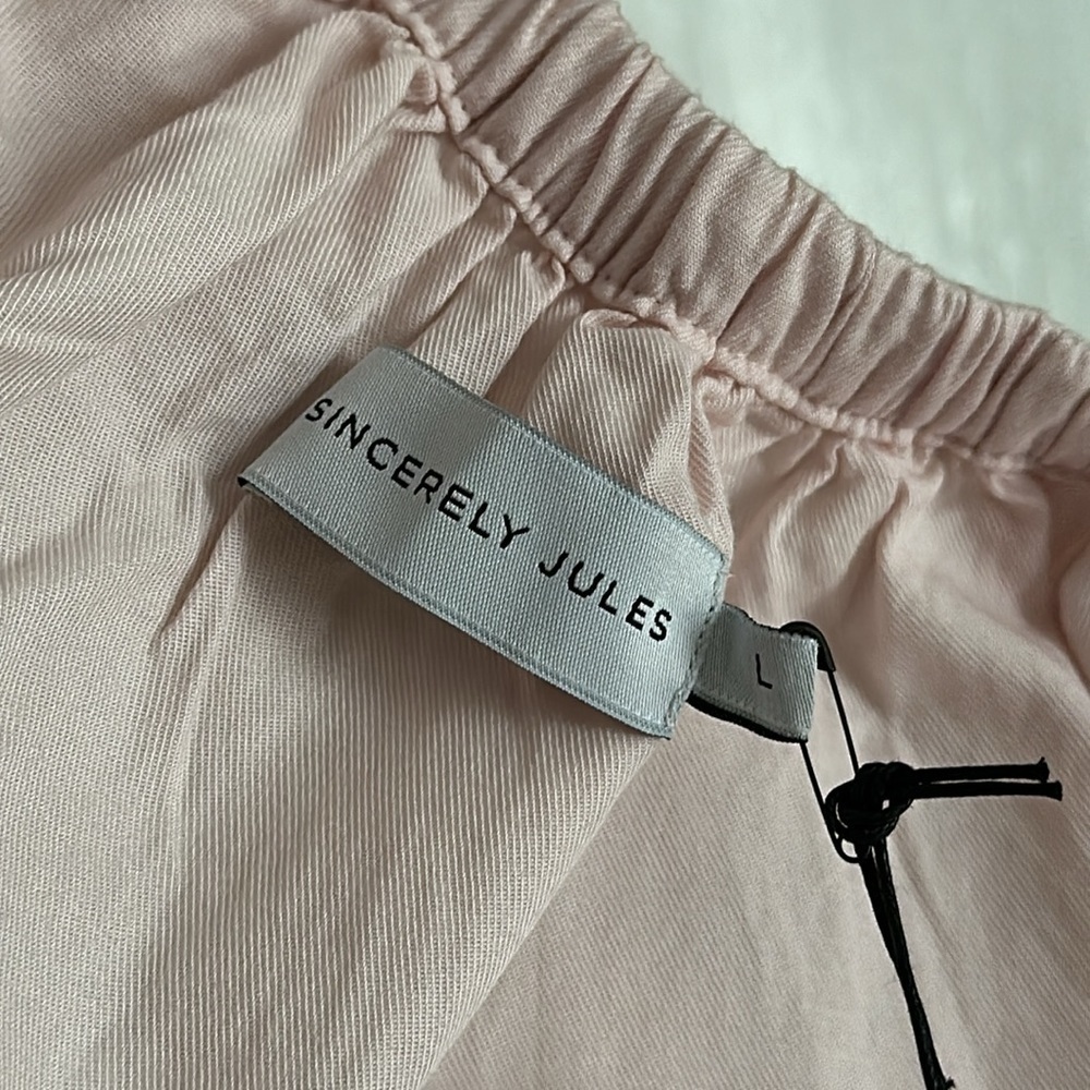 SINCERELY JULES Carmen Flutter Sleeve Pink Off Shoulder Blouse - Picture 11 of 15